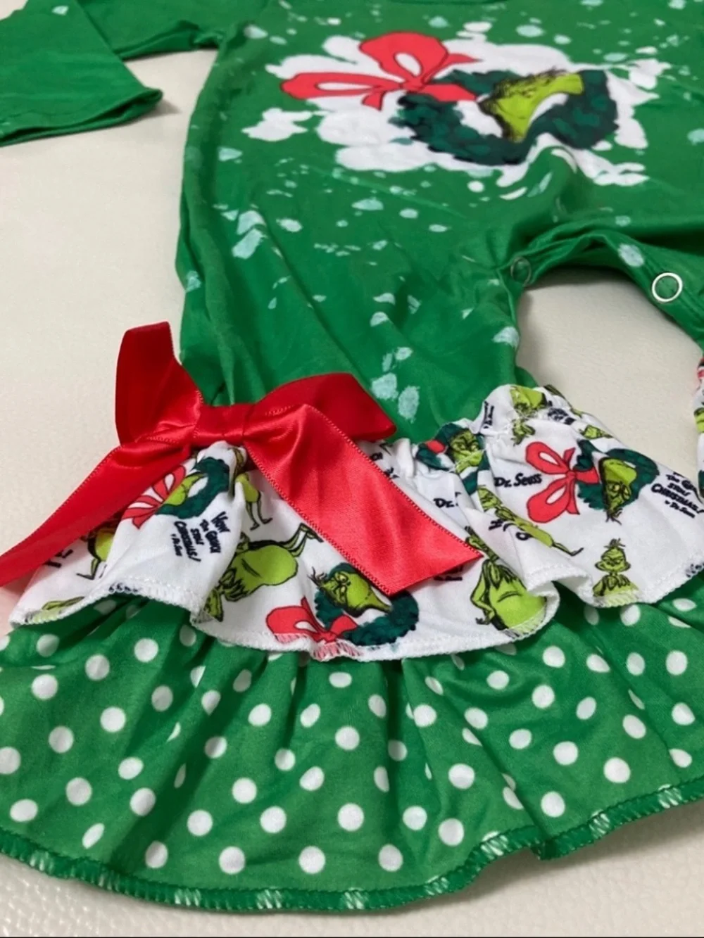 Grinch Christmas 🎄 cute romper bow sleeve
